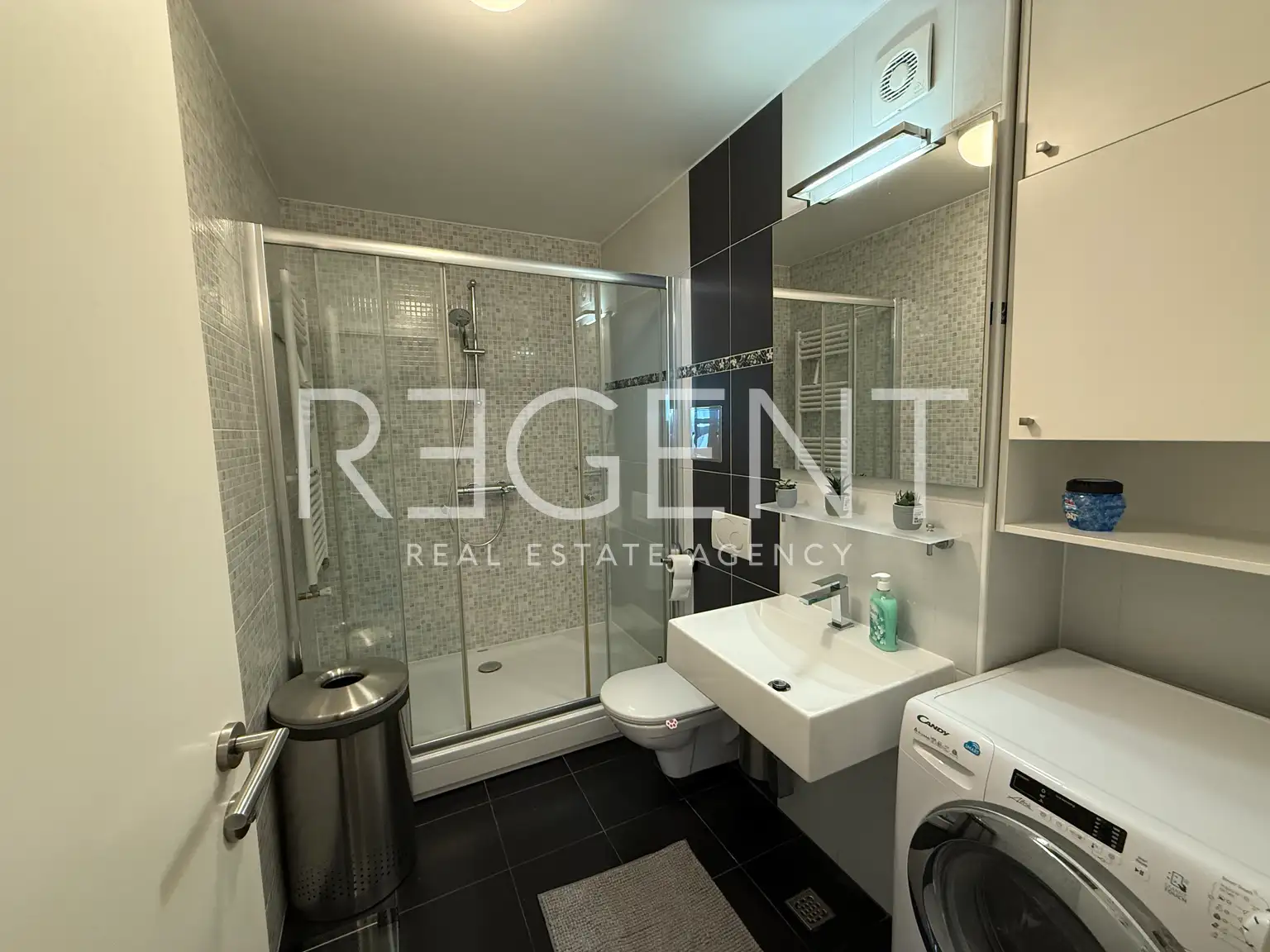 Zagabria, Donji Grad - Bilocale in affitto con parcheggio