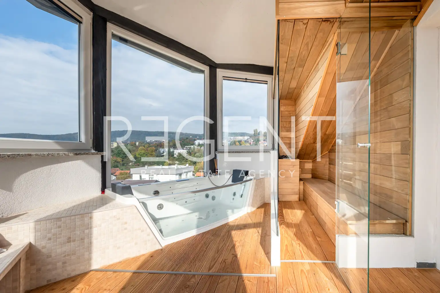 Zagreb, Perjavica - Penthouse s pogledom na Zagreb