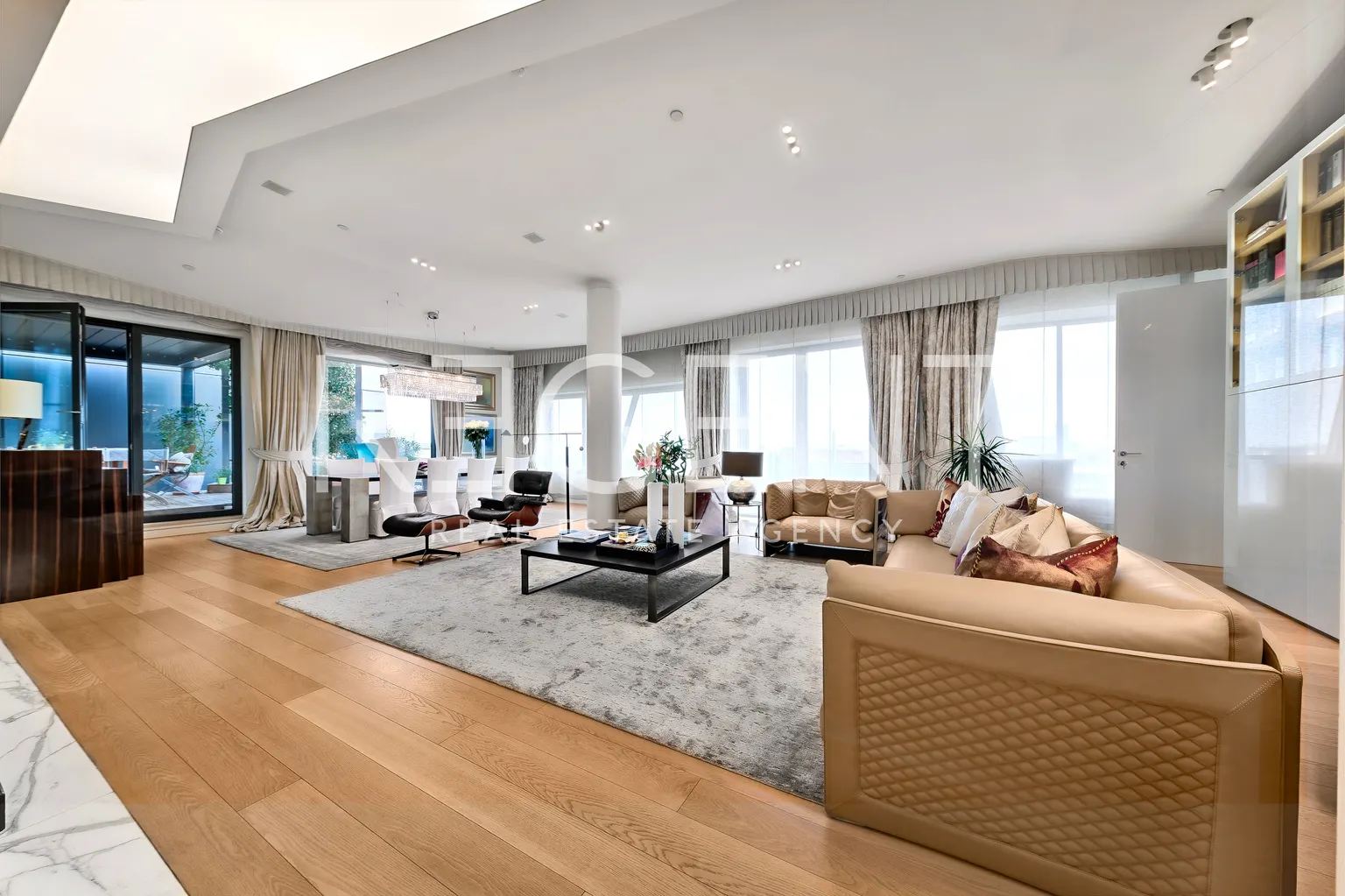 Zagreb, Center Cvjetni – Penthouse - neponovljiva nepremičnina v samem centru Zagreba