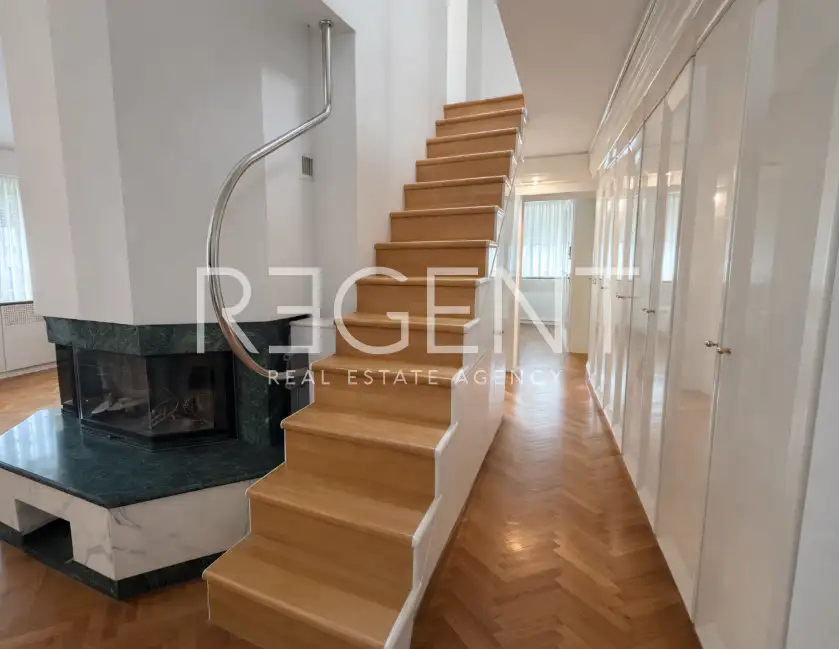 Záhřeb, Petrova ulice – třípokojový byt k pronájmu