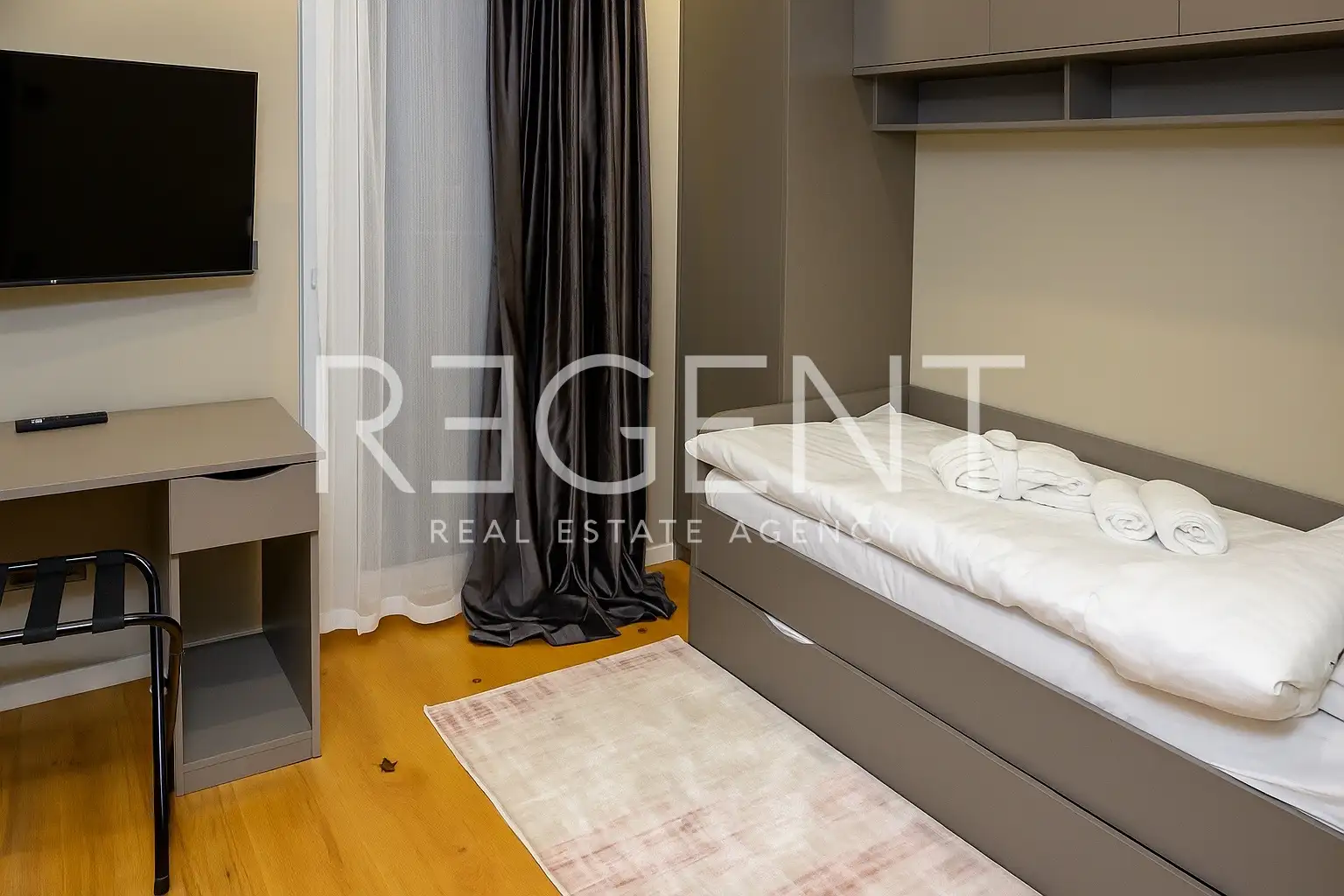 Záhřeb, Dubrava - luxusní třípokojový byt k pronájmu