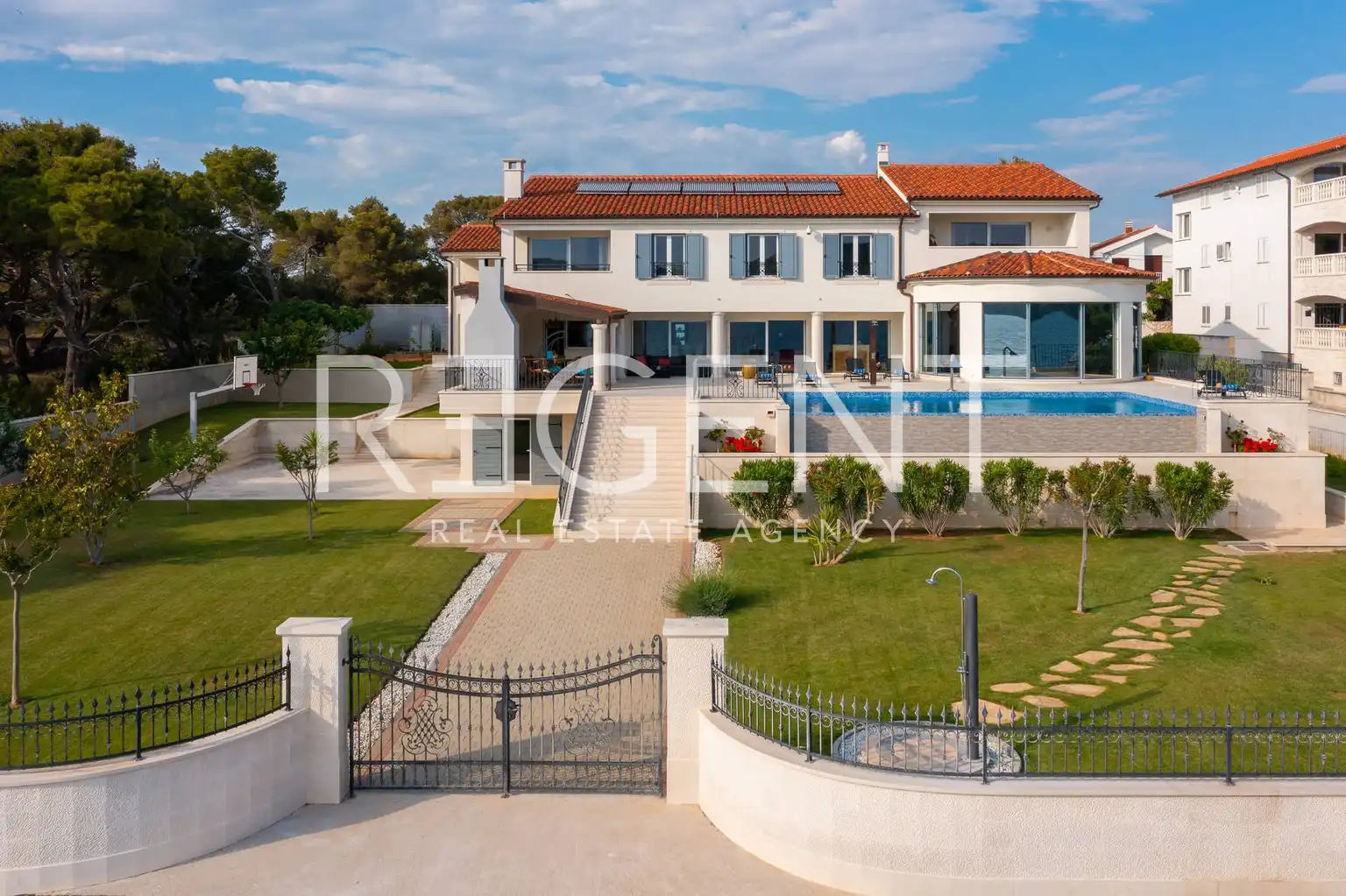 Šibenik - Wunderschöne Luxusvilla am Meer 1000 m2