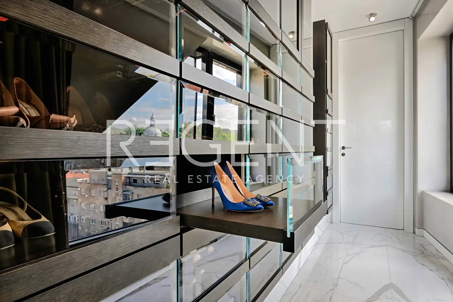 Zagreb, Center Cvjetni – Penthouse - neponovljiva nepremičnina v samem centru Zagreba