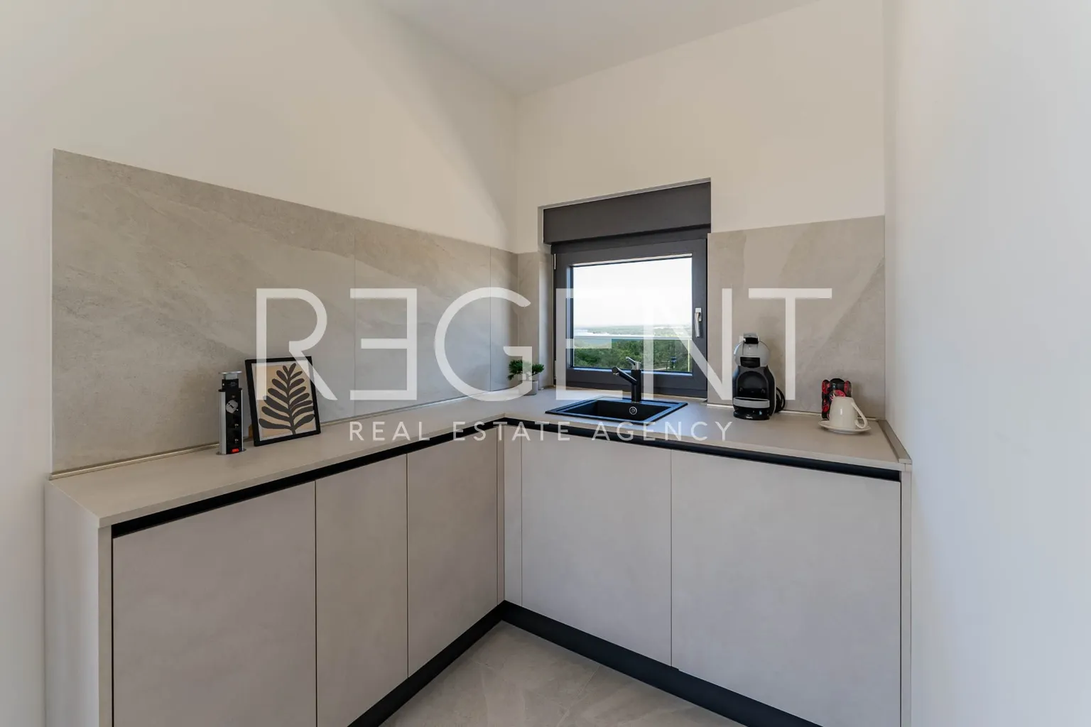 Istria, Pola - Villa di lusso di 250 m2 con vista su Brioni
