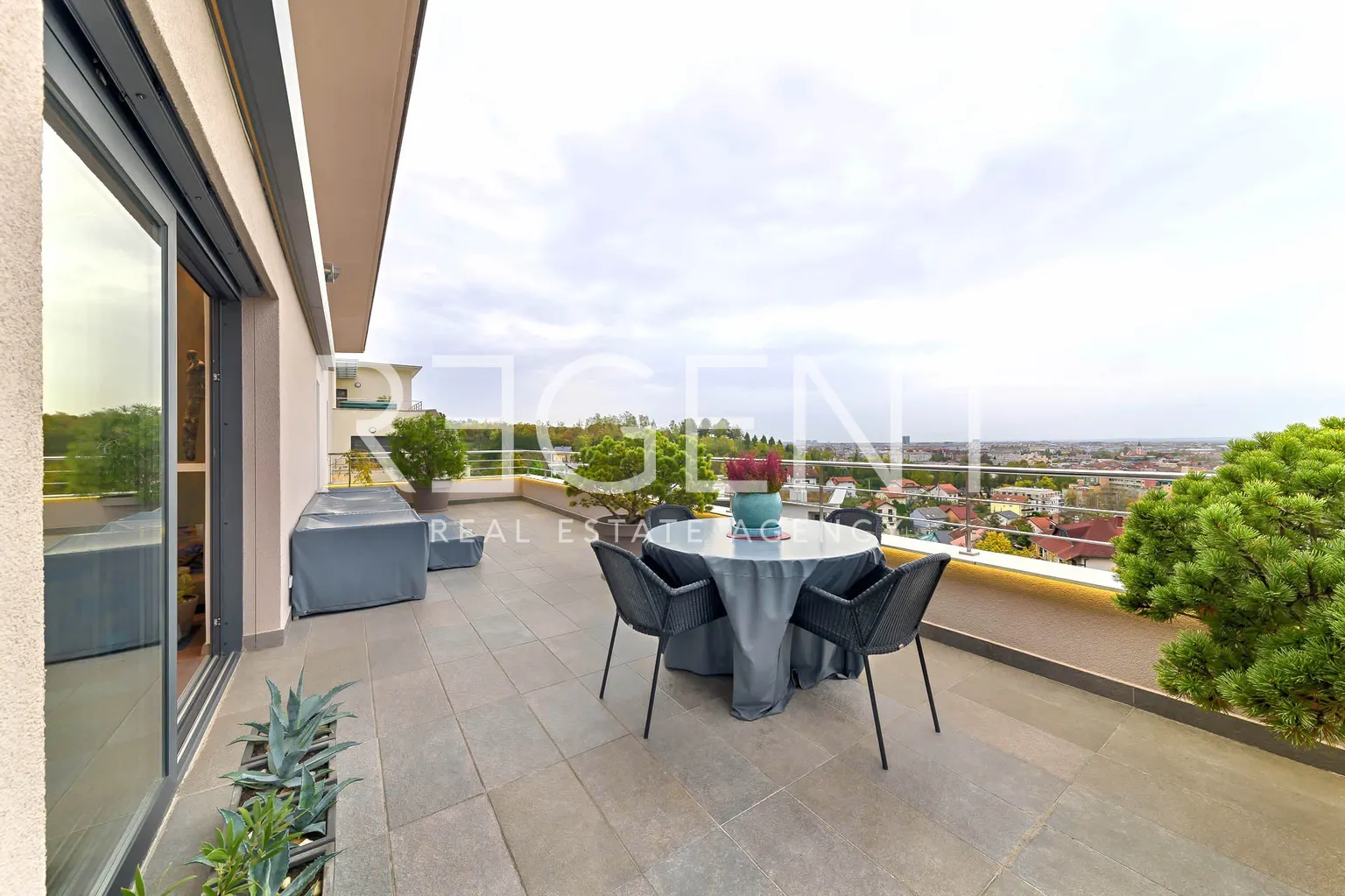 Zagabria, Gajnice - Attico di lusso di 152 m2