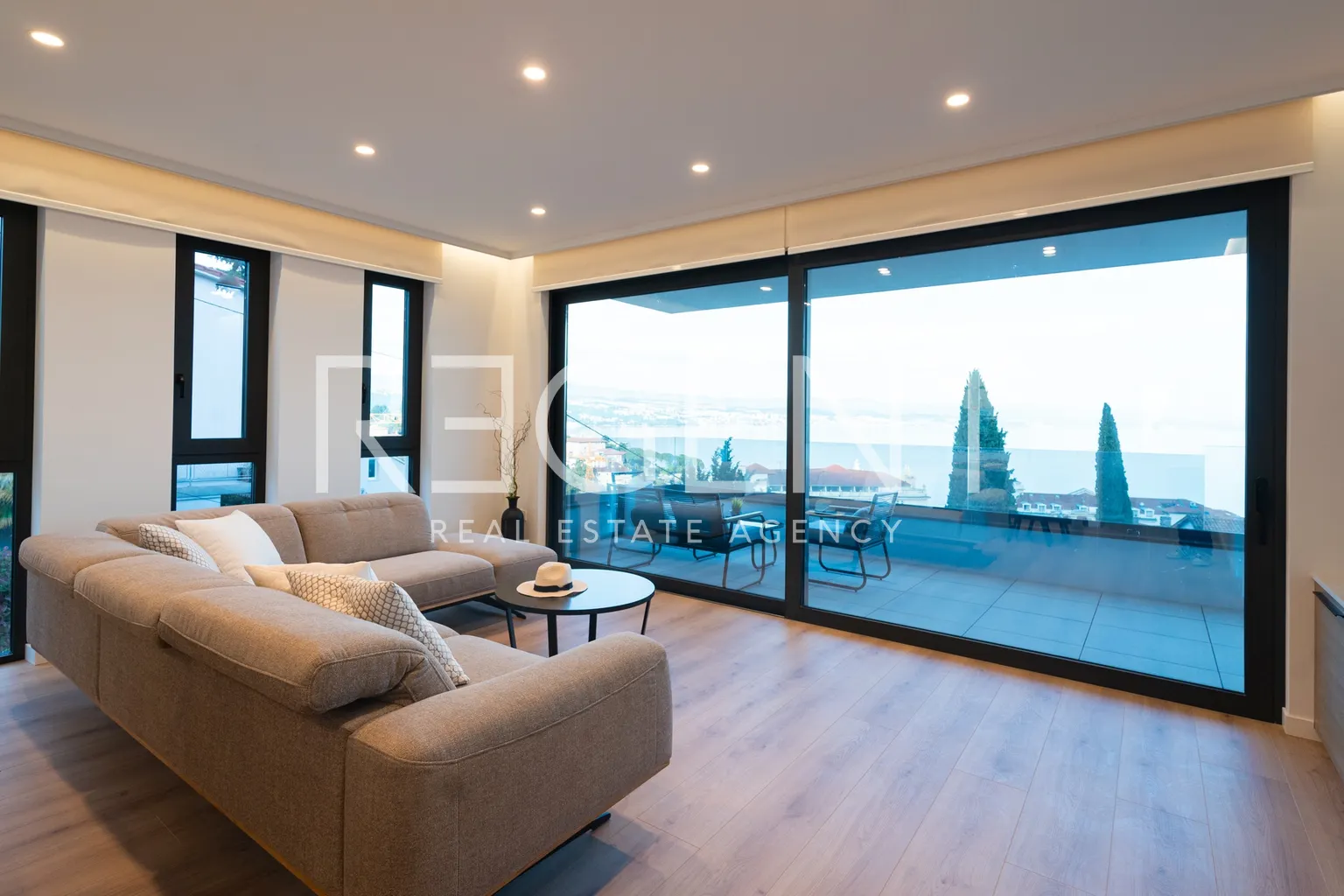 Opatija – Moderný trojizbový byt s výhľadom na more 139,9 m2