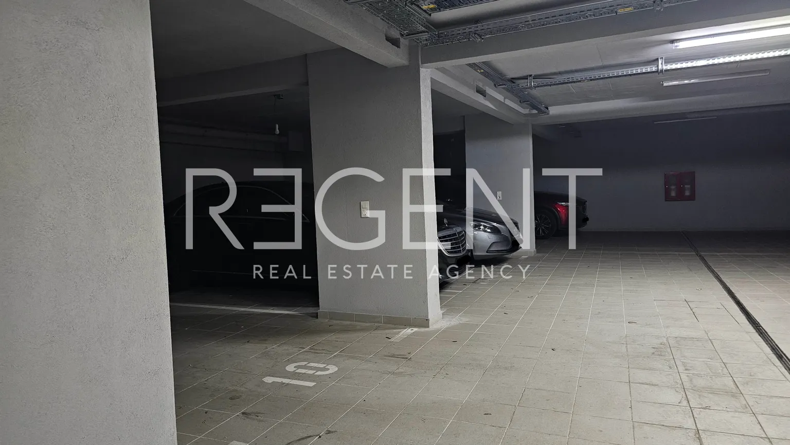 Záhřeb, Trešnjevka - moderní třípokojový penthouse s garážovým stáním 92 m2 novostavba