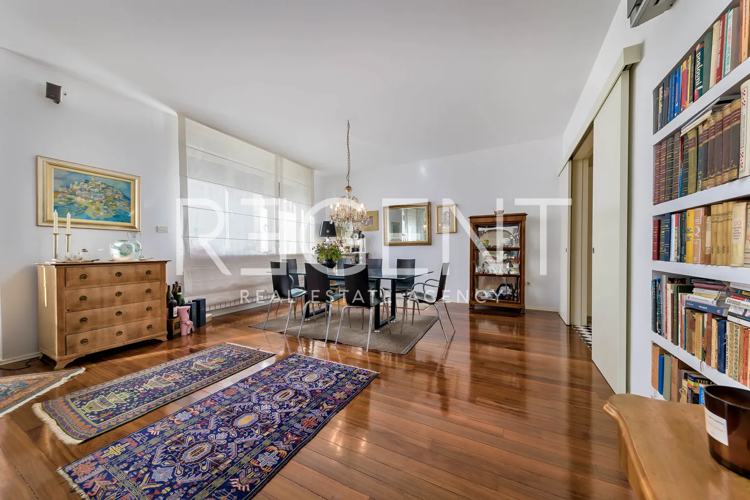 Zagreb, Centar – Elegantni četverosobni stan