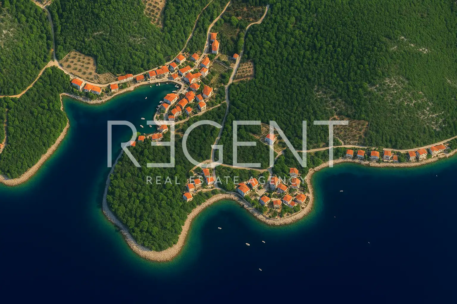 Korčula - stavební pozemek s projektem