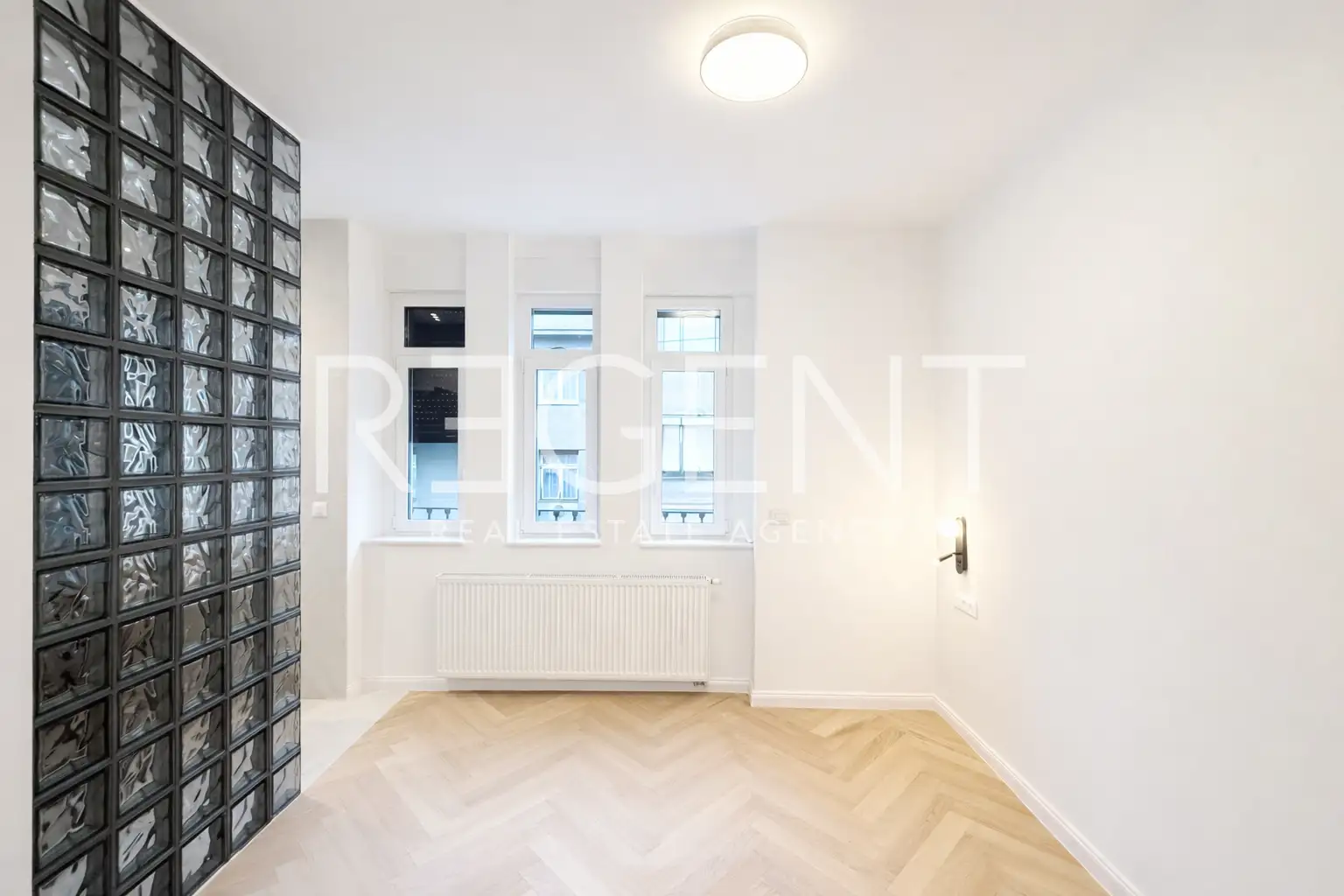 Zagreb, Centar - elegantno renoviran stan u centru grada