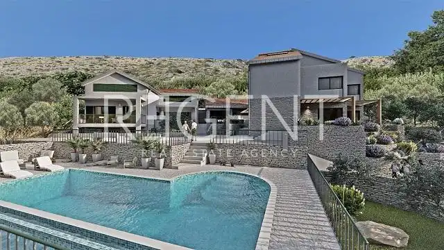 Split, Podstrana - Pozemok s projektom, 5300m2