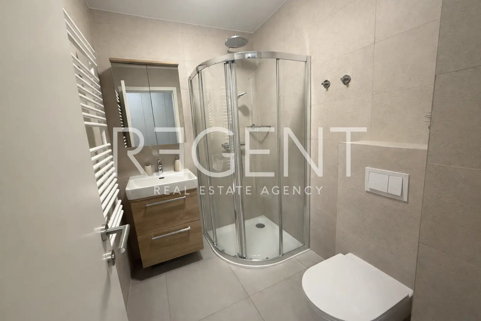 Zagreb, Črnomerec - trosoban stan za najam u poznatoj novogradnji