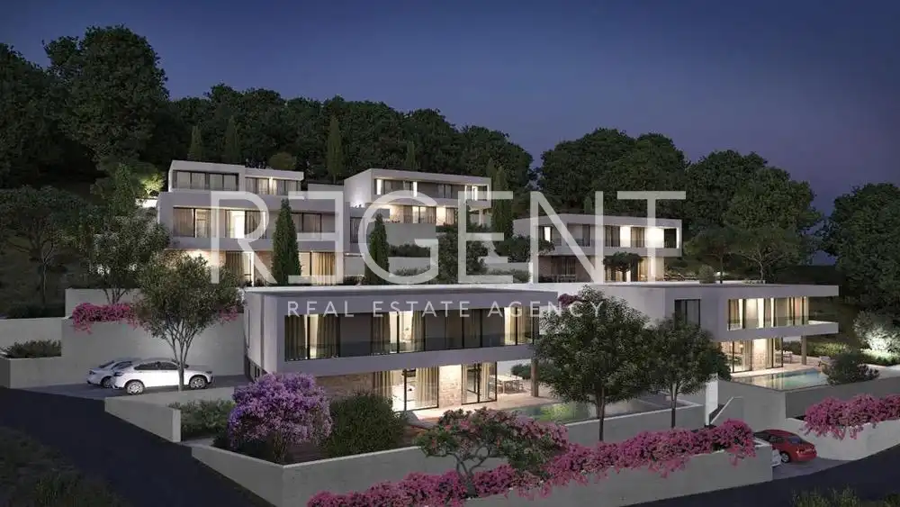 Trogir, Seget - Stavebný pozemok s ideovým projektom 7685 m2