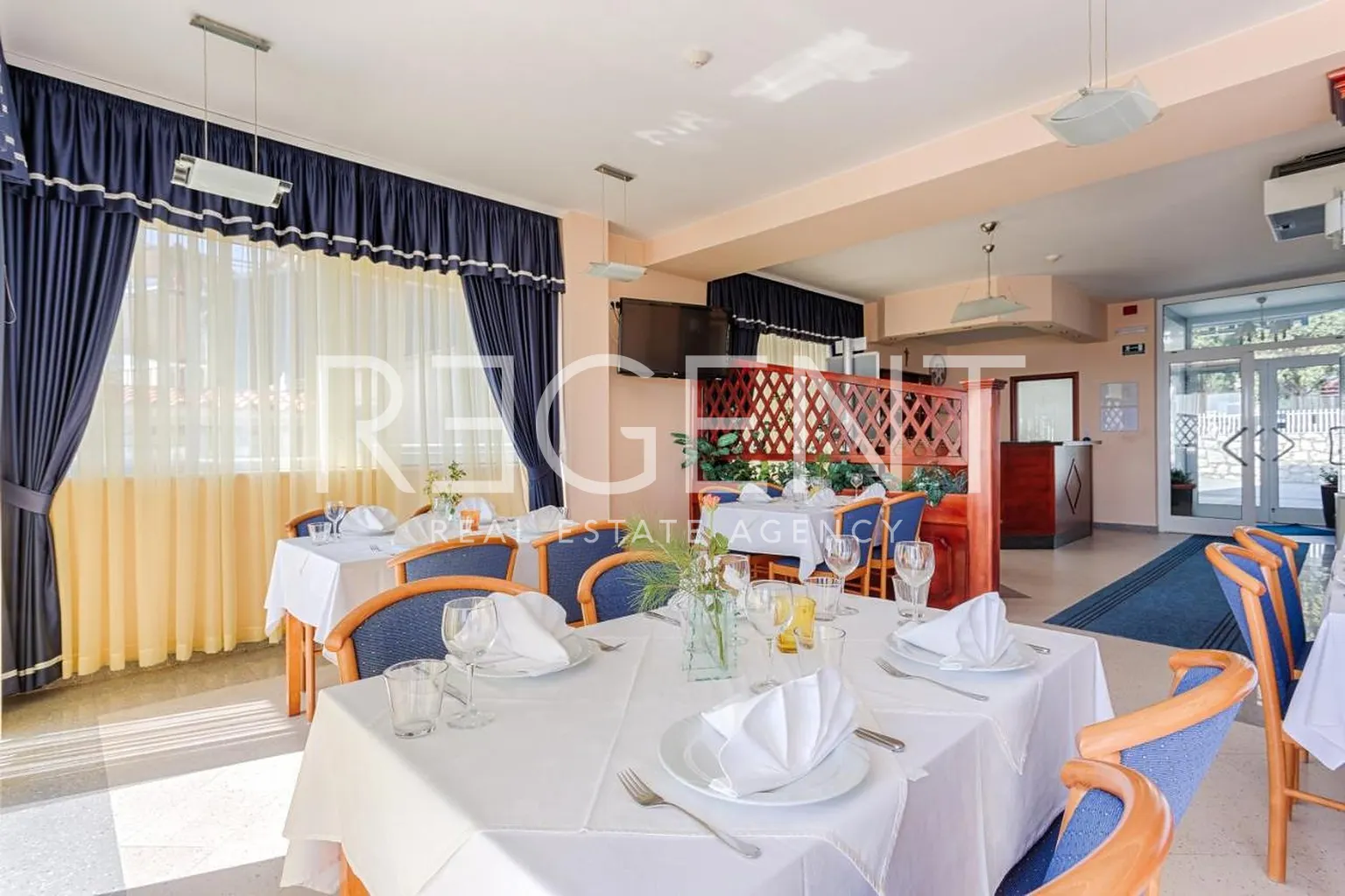Trogir – Elegancki hotel z widokiem na morze