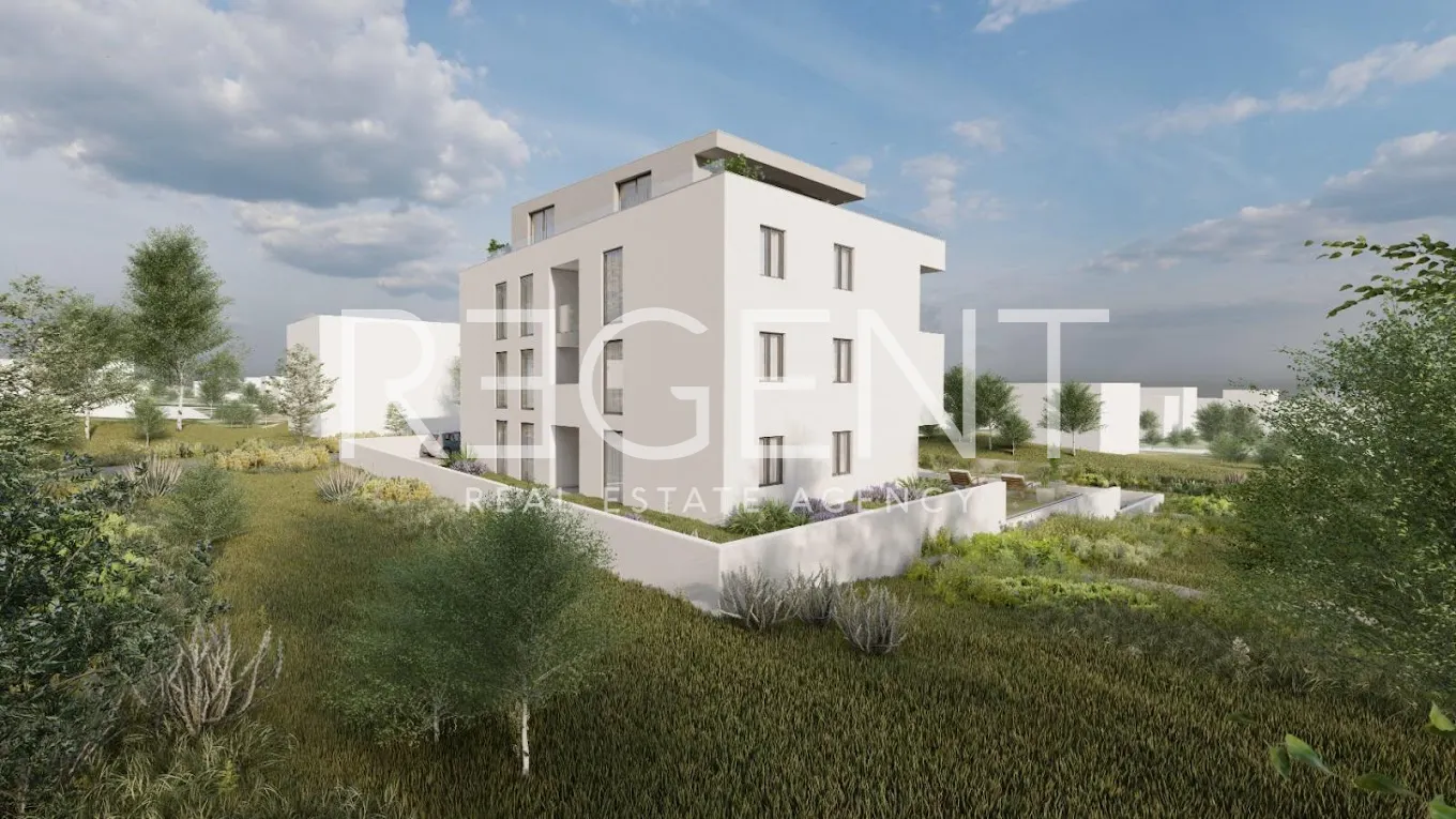 Split, Kaštel Lukšić - Trosoban stan s prostranim vrtom 68 m2 novogradnja
