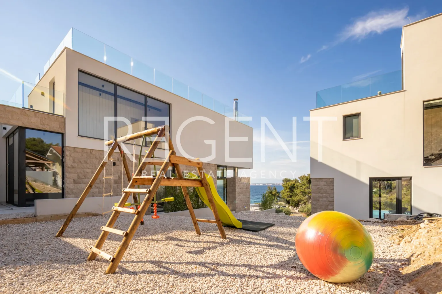 Zadar, Ugljan - Atraktivní vila první řada k moři