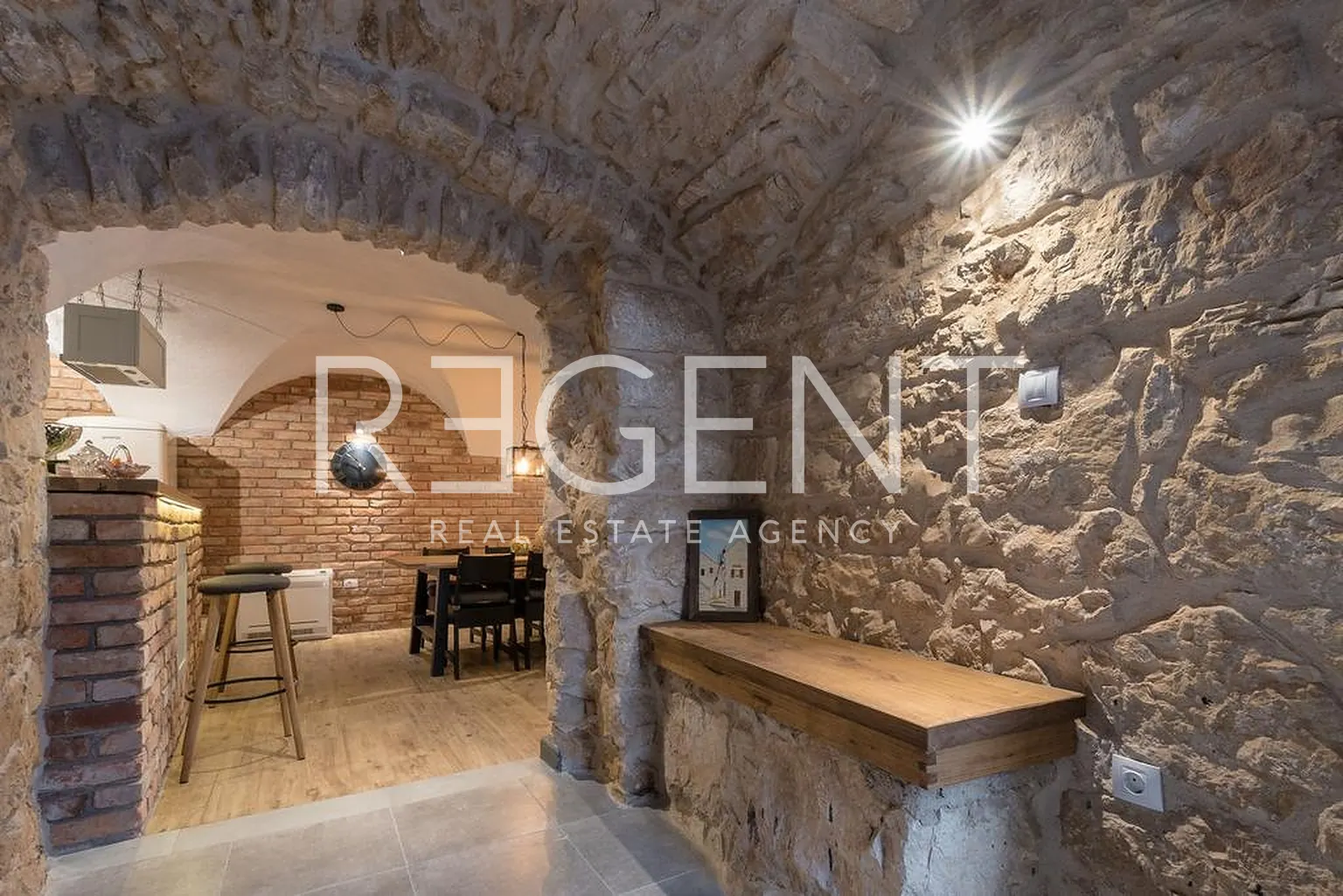 Crikvenica - Bajkovita kamena vila 200 m2