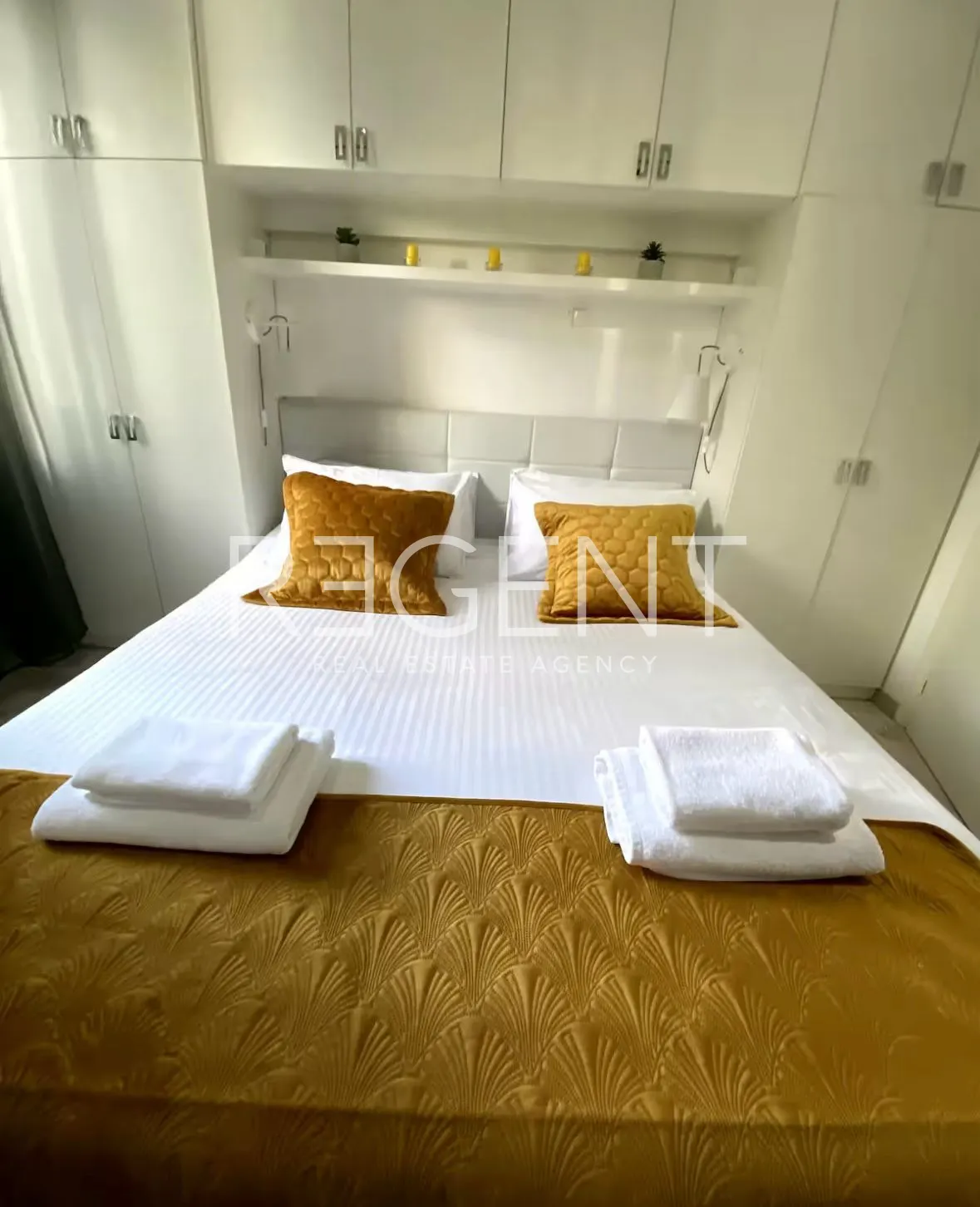 Split, Manuš - Třípokojový byt s lodžií