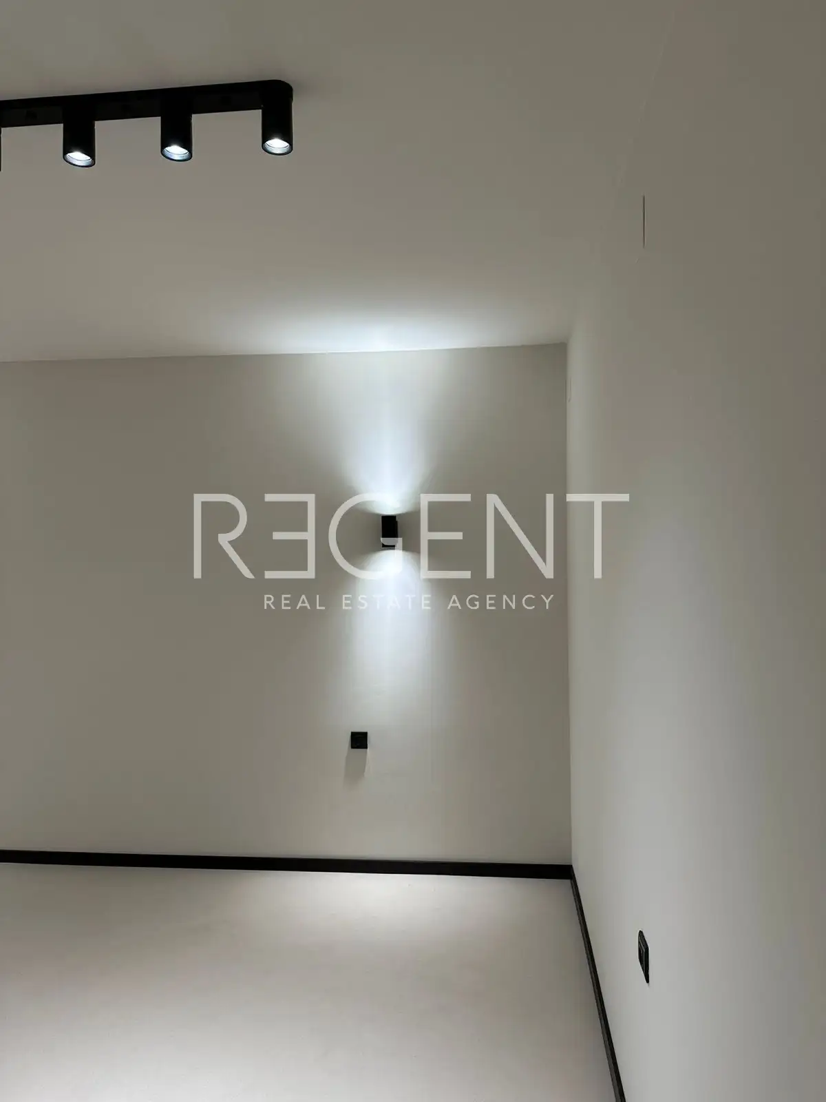 Zagreb, Donji Grad - Renoviran poslovni prostor u širem centru Zagreba