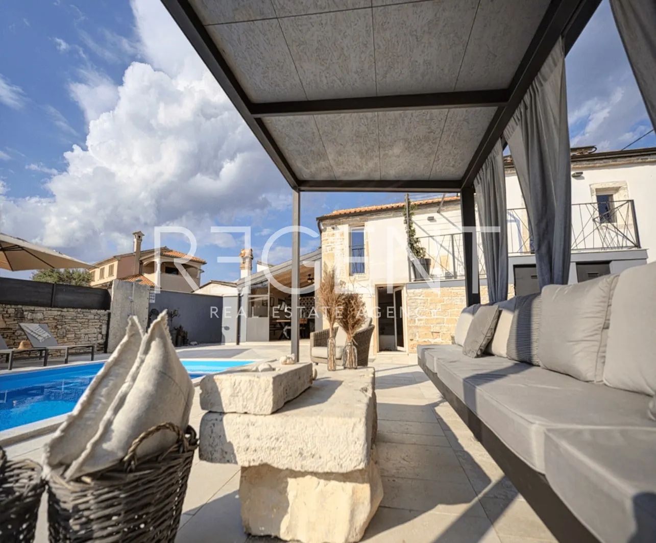 Istra, Poreč – Predivna kamena vila