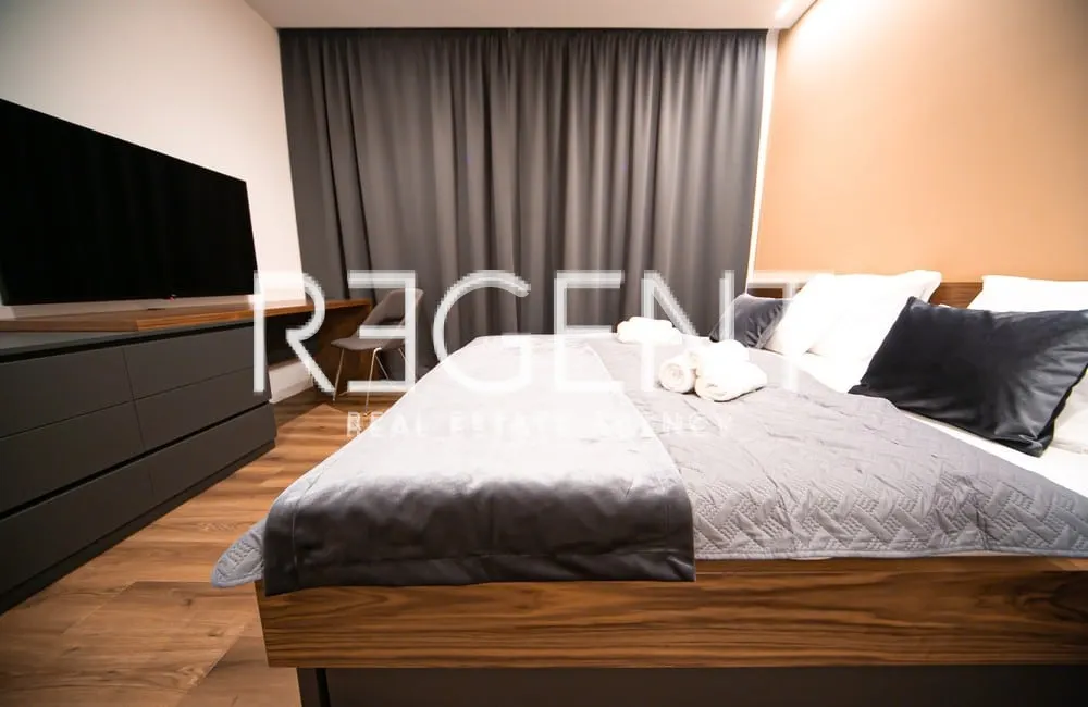 Pag, Novalja - Luksuzna vila s pogledom na more 350 m2