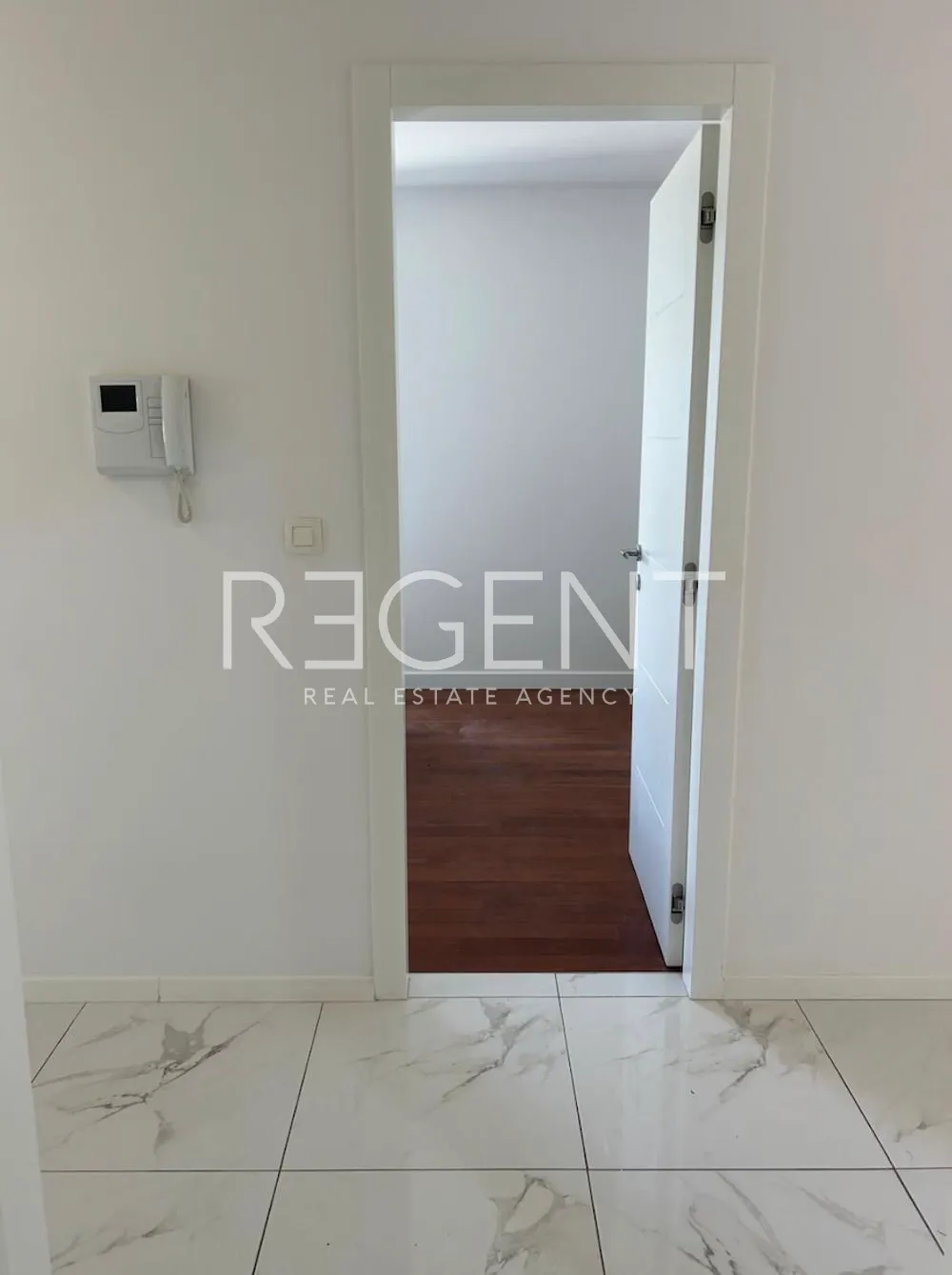 Split, Marjan - Trosoban stan s vrtom 112 m2