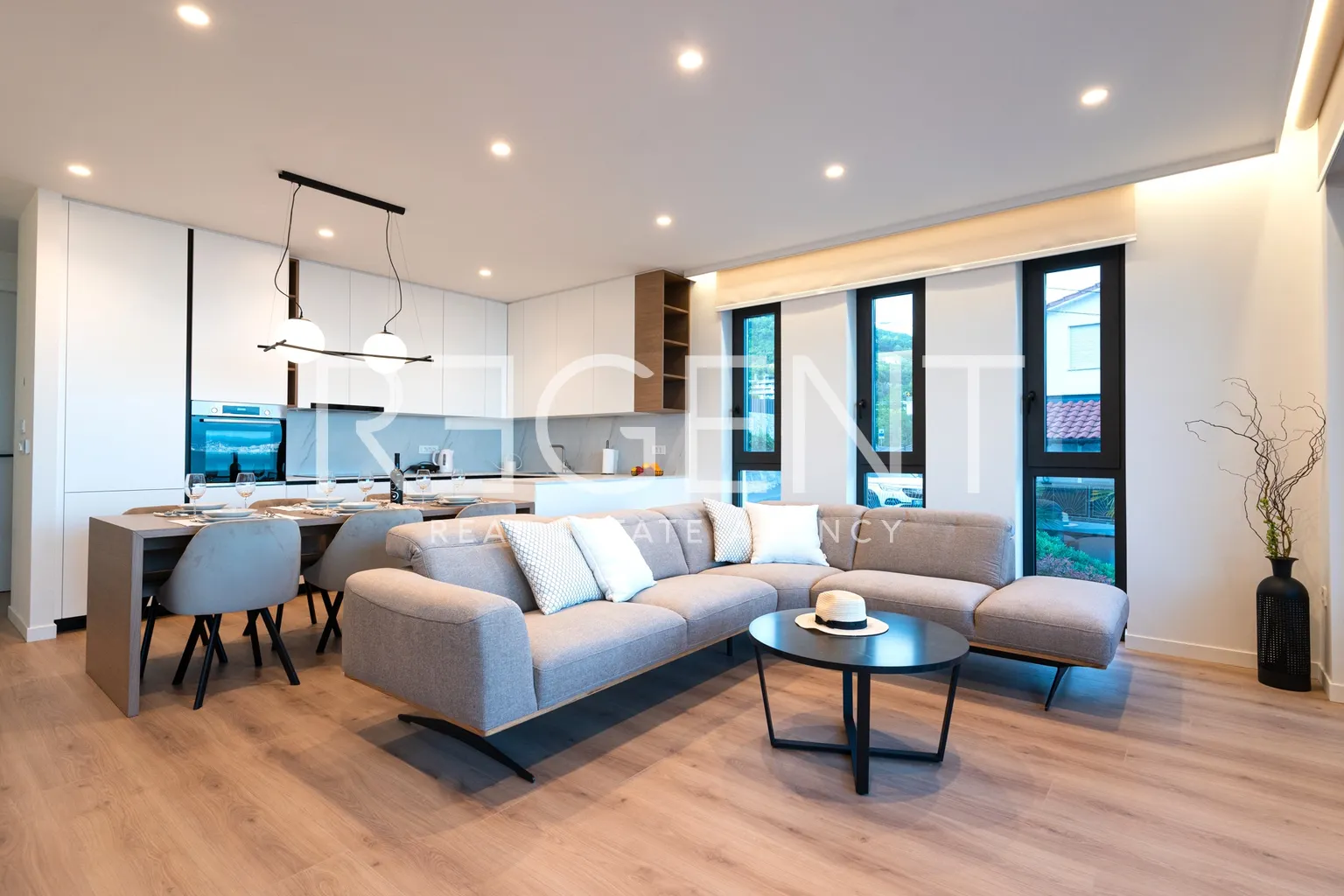 Opatija – Moderný trojizbový byt s výhľadom na more 139,9 m2