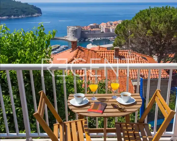 Dubrovnik, StariGrad – Atraktivna moderna vila s pogledom na grad