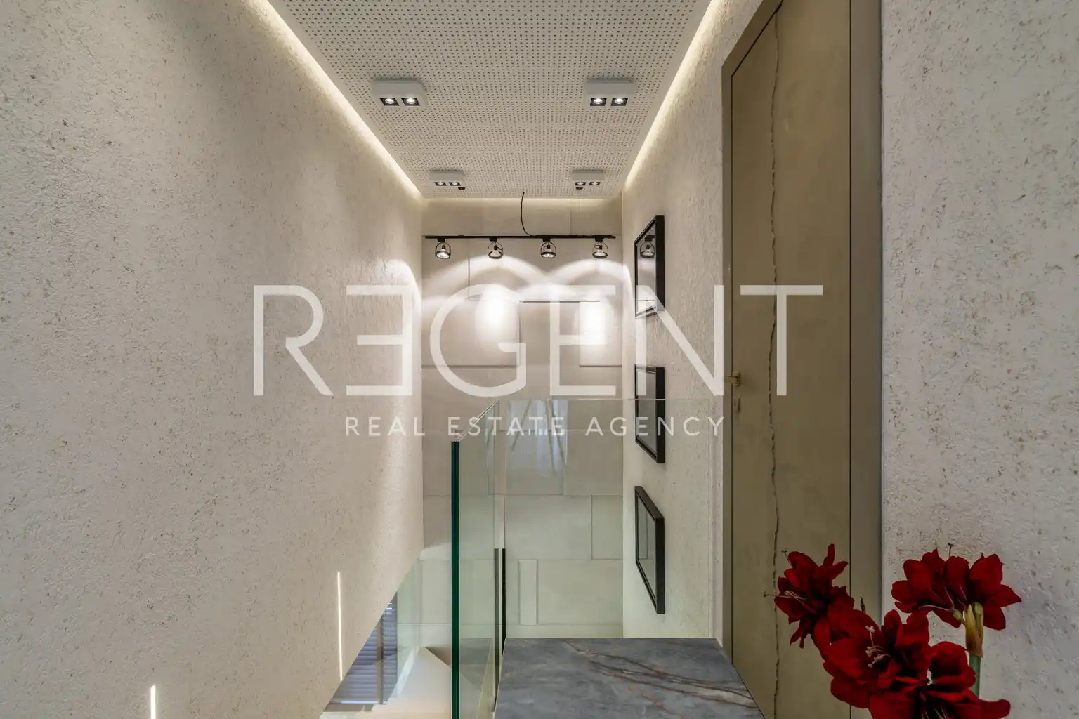 Split, Kaštel Lukšić - Luxusní Penthouse 110 m2 s terasou