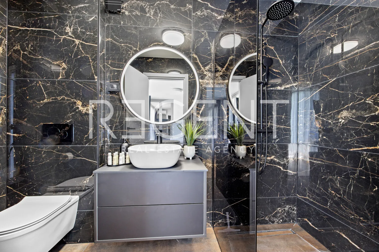 Istrie, Medulin - Nádherná moderní vila 220 m2