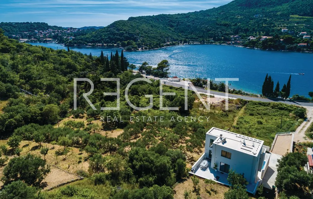 Zaton, Dubrovnik - Moderna vila uz more 210m2
