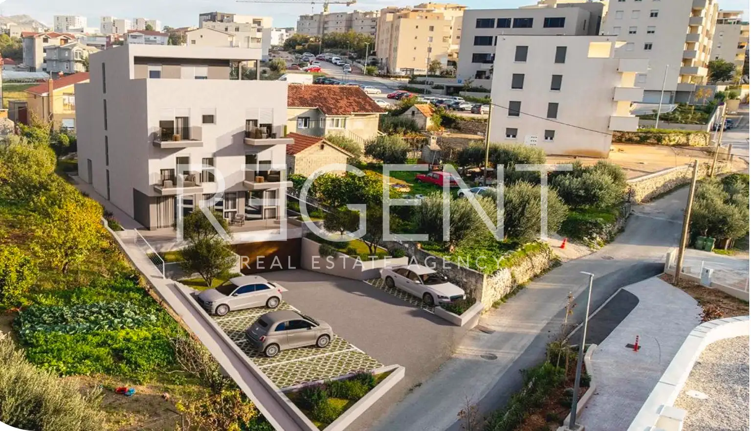 Split, Mejaši – poslovni prostor v novogradnji s teraso