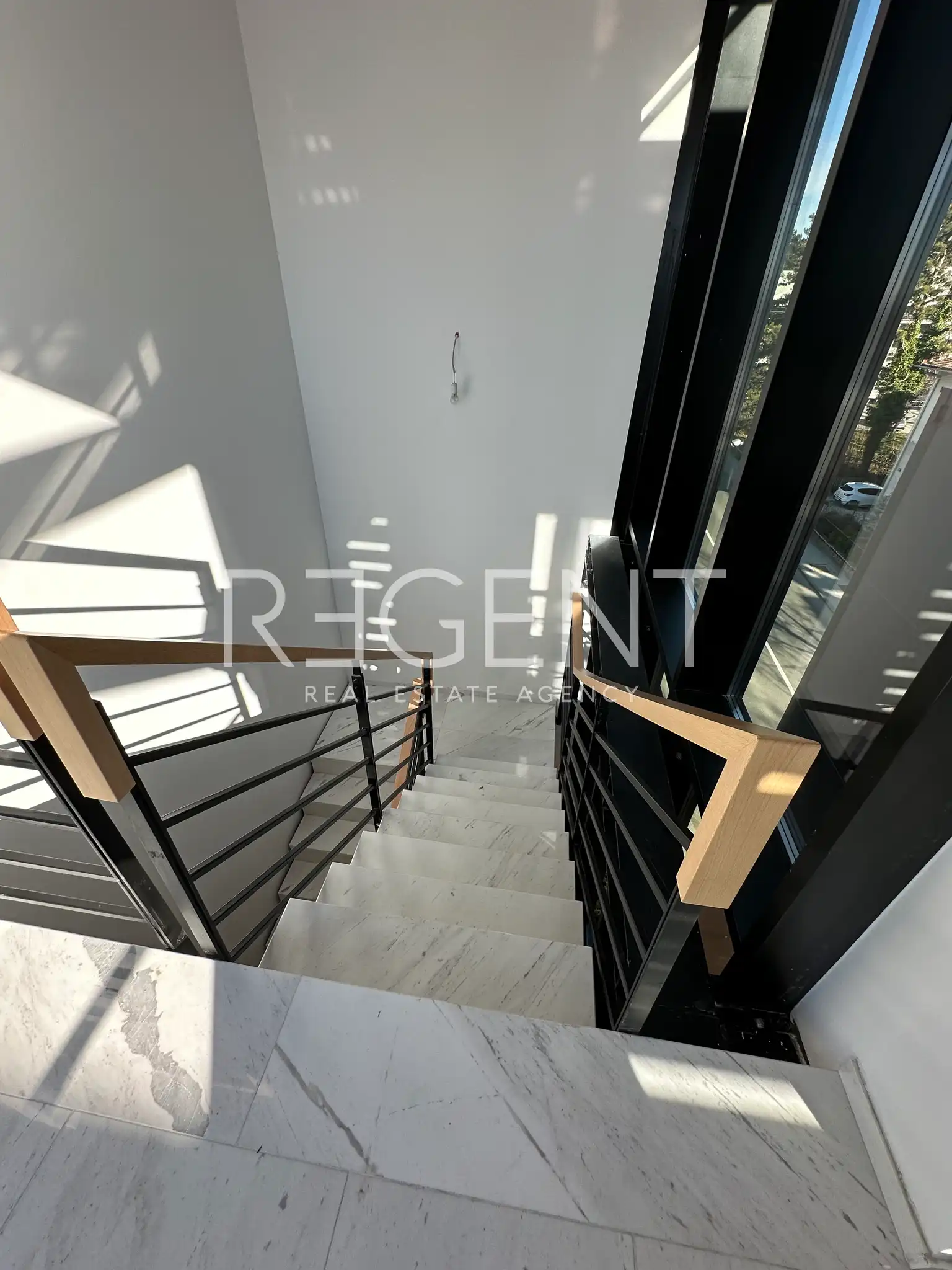Záhreb, Šalata - Moderná rodinná vila na špičkovej lokalite