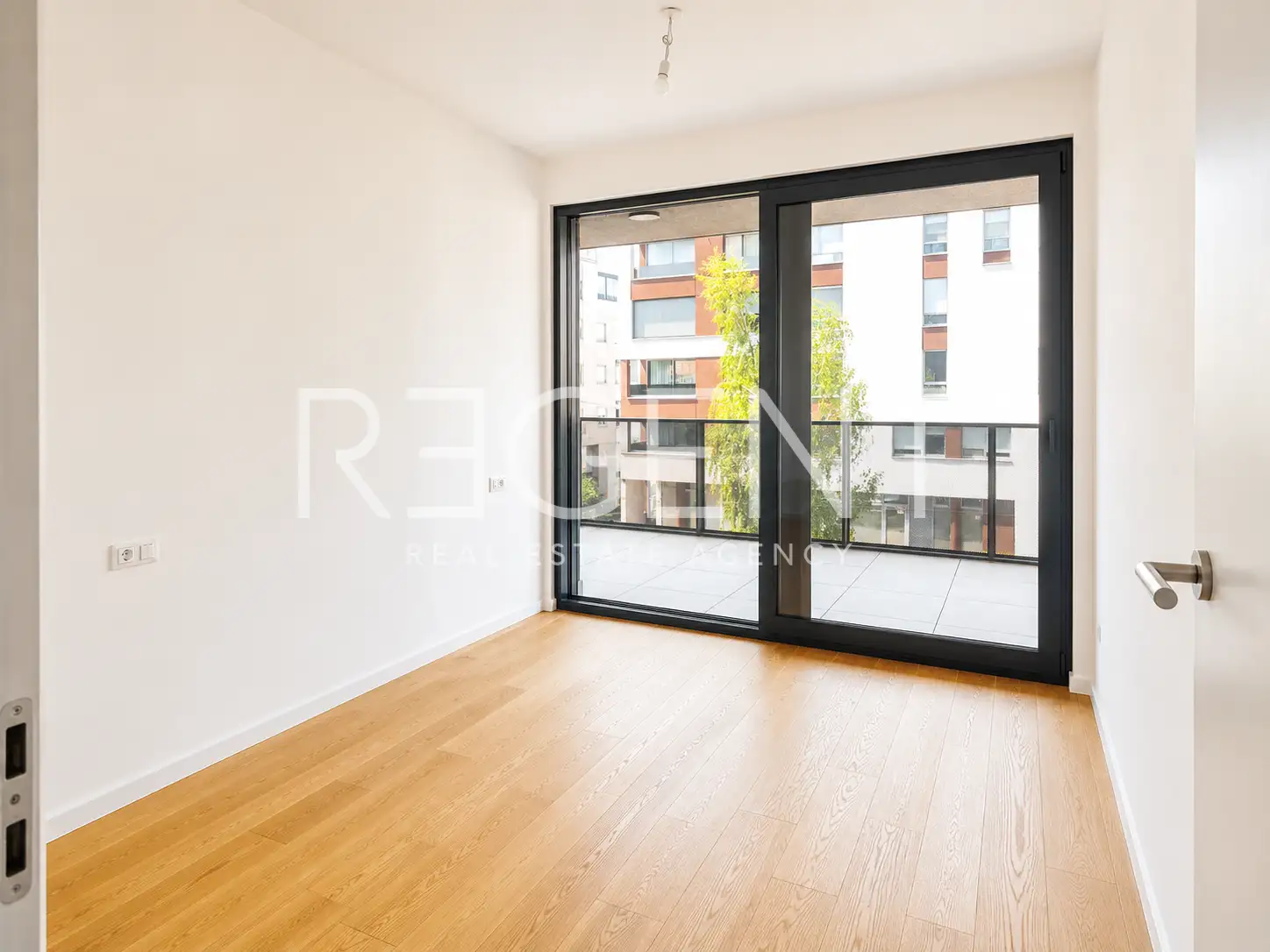 Zagreb, Trešnjevka – byt 76,11 m² na prenájom, 3-izbový, 2. poschodie, výťah