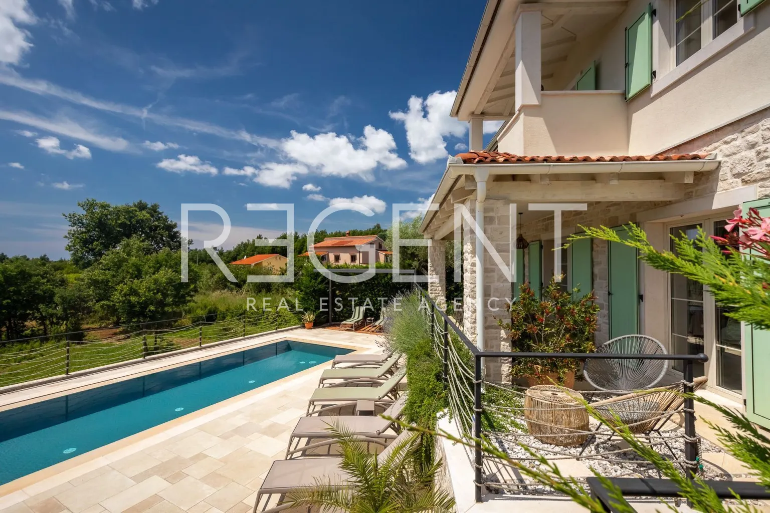 Istrie, Višnjan - Luxusní vila s bazénem a panoramatickým výhledem 170 m2