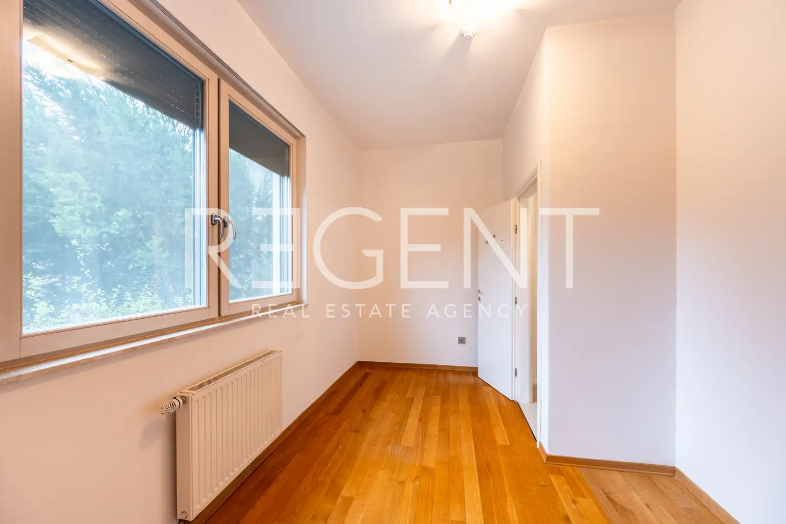 Zagreb, Srebrnjak - Four-bedroom apartment on the ground floor