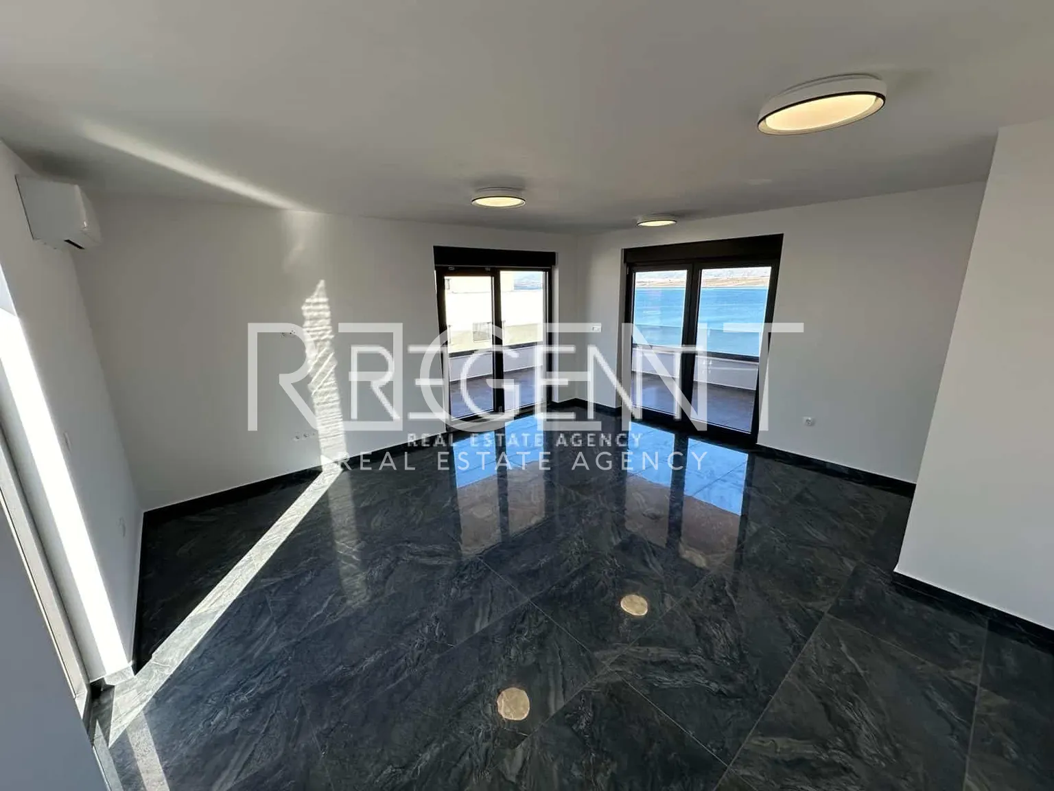Zadar, Vir - Luksuzni penthouse 50m od mora 136 m2