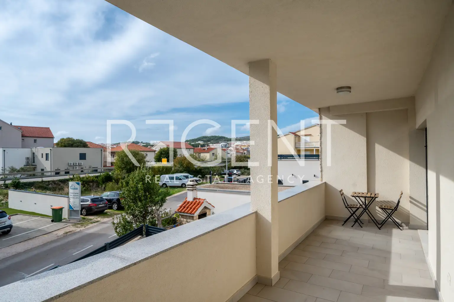 Vodice, Zatonska Straße - Doppelhaushälfte in ausgezeichneter Lage