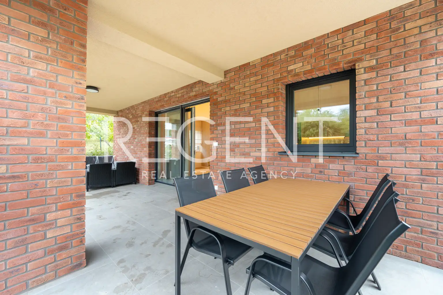 Stan 133 m², Gornji Bukovac — vrt, 3 spavaće, 2 GPM