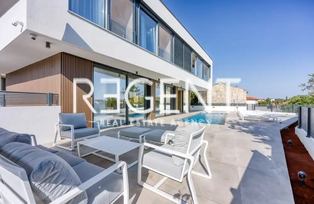 Istra, Rovinj - Ekskluzivna vila s bazenom 178 m2