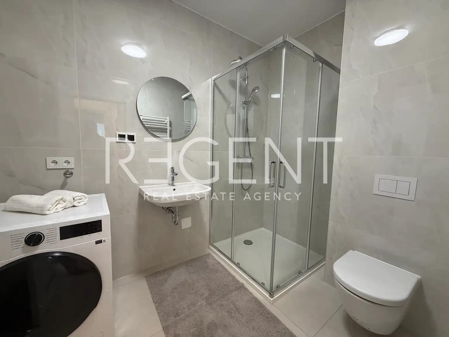 Загреб, Шпанско - трехкомнатная квартира в новостройке