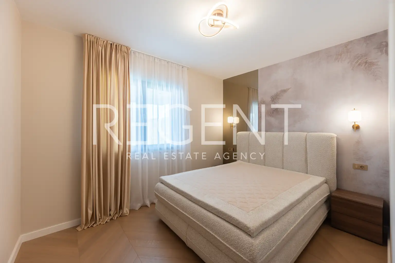 Šestine – ekskluzywne mieszkanie w willi miejskiej z prywatnym wejściem i garażem