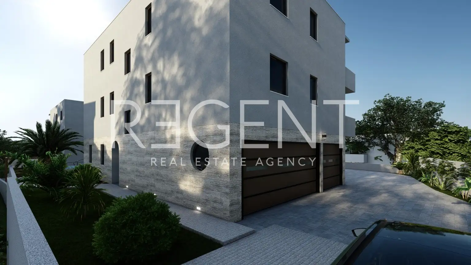 Čiovo, Slatine - Trosoban stan s prostranim balkonom u blizini mora