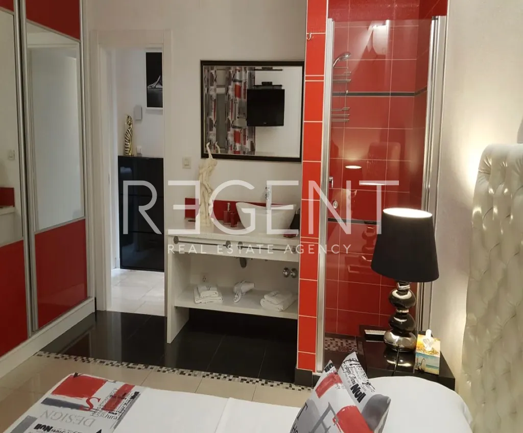 Vis – Prekrasna vila s pogledom na more 300 m2