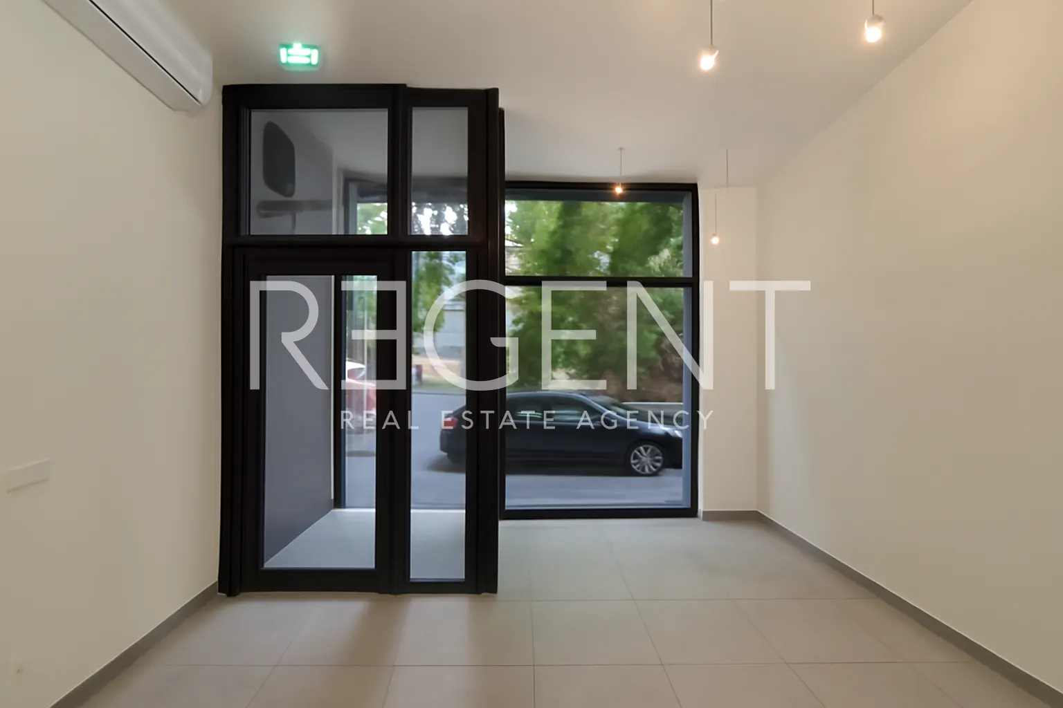 Zagabria, Maksimir - spazio commerciale di 26 m2 in vendita