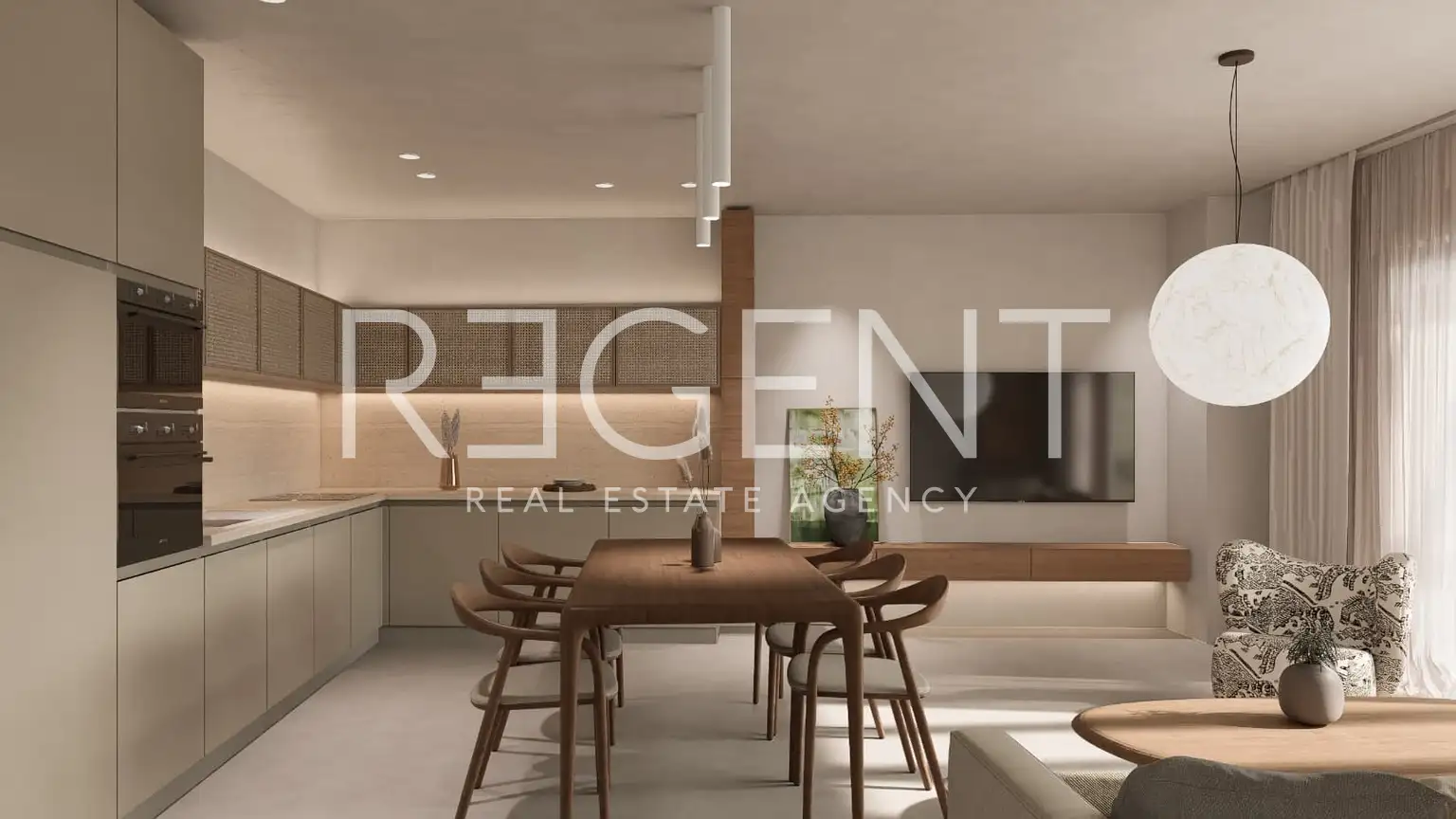 Kuća 260 m², Makarska — novoadaptirana, prvi red uz more