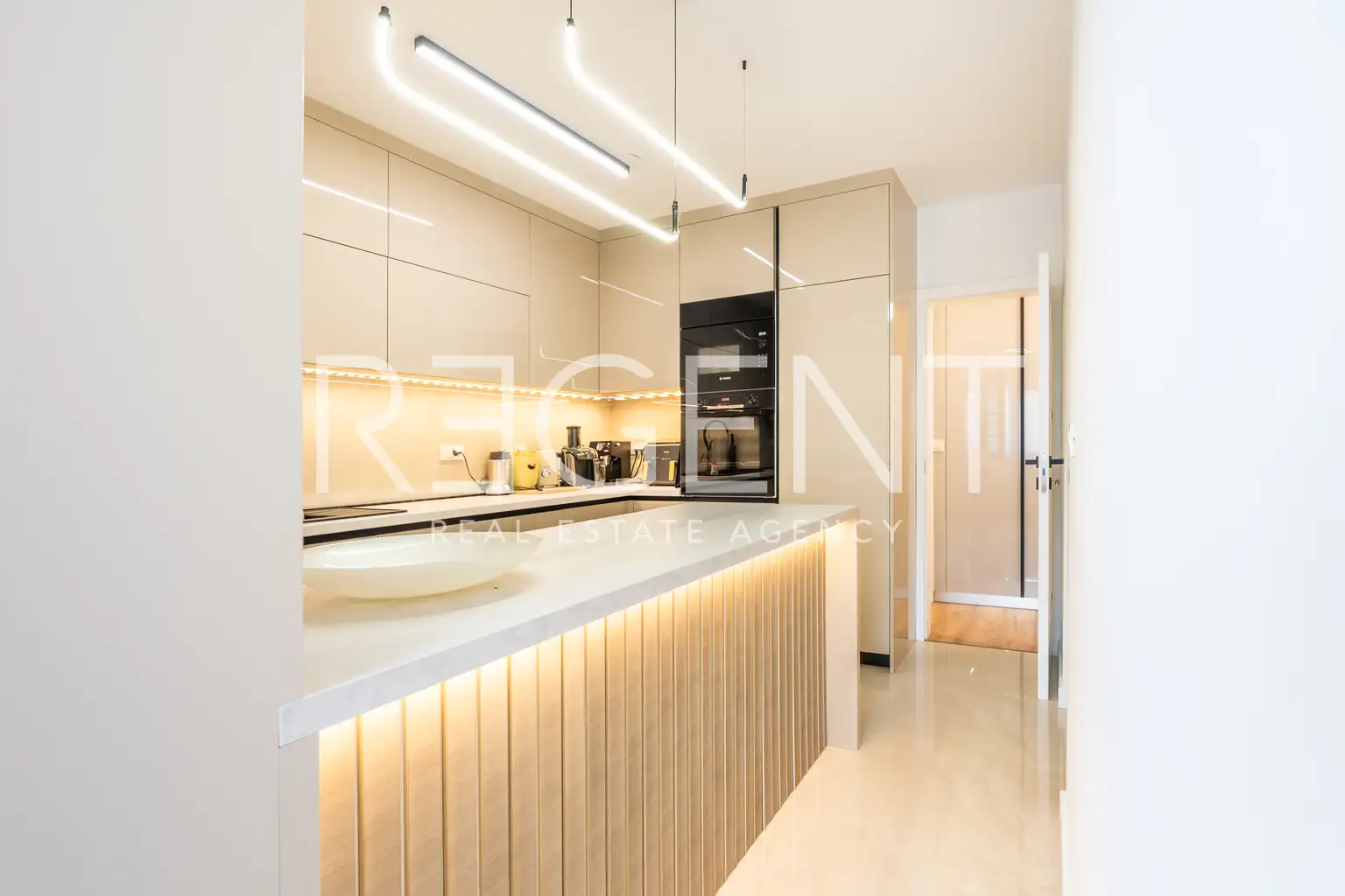 Zagreb, Malešnica - Moderan i potpuno renoviran trosoban stan