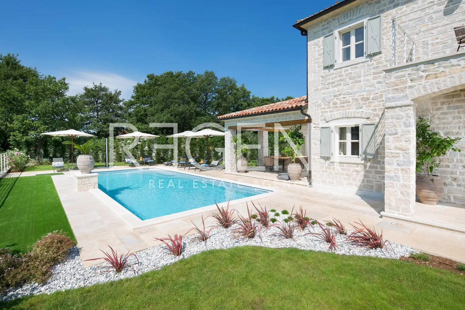 Istria, Poreč - Luxurious authentic villa in a prime location