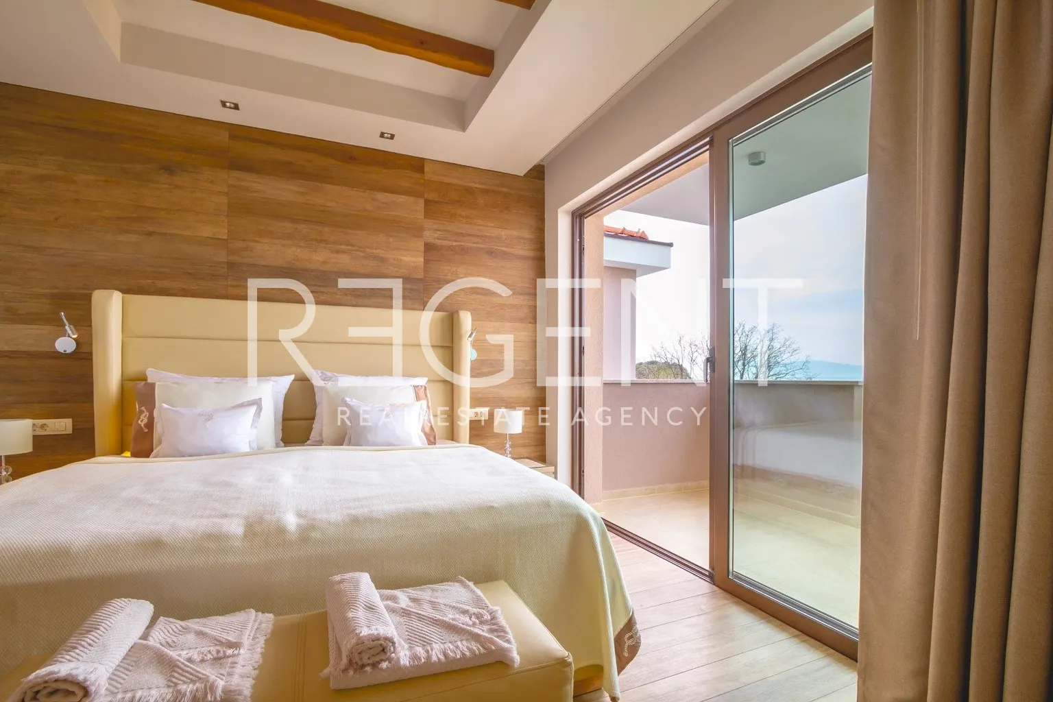 Krk - Luxusní vila k pronájmu 160 m2