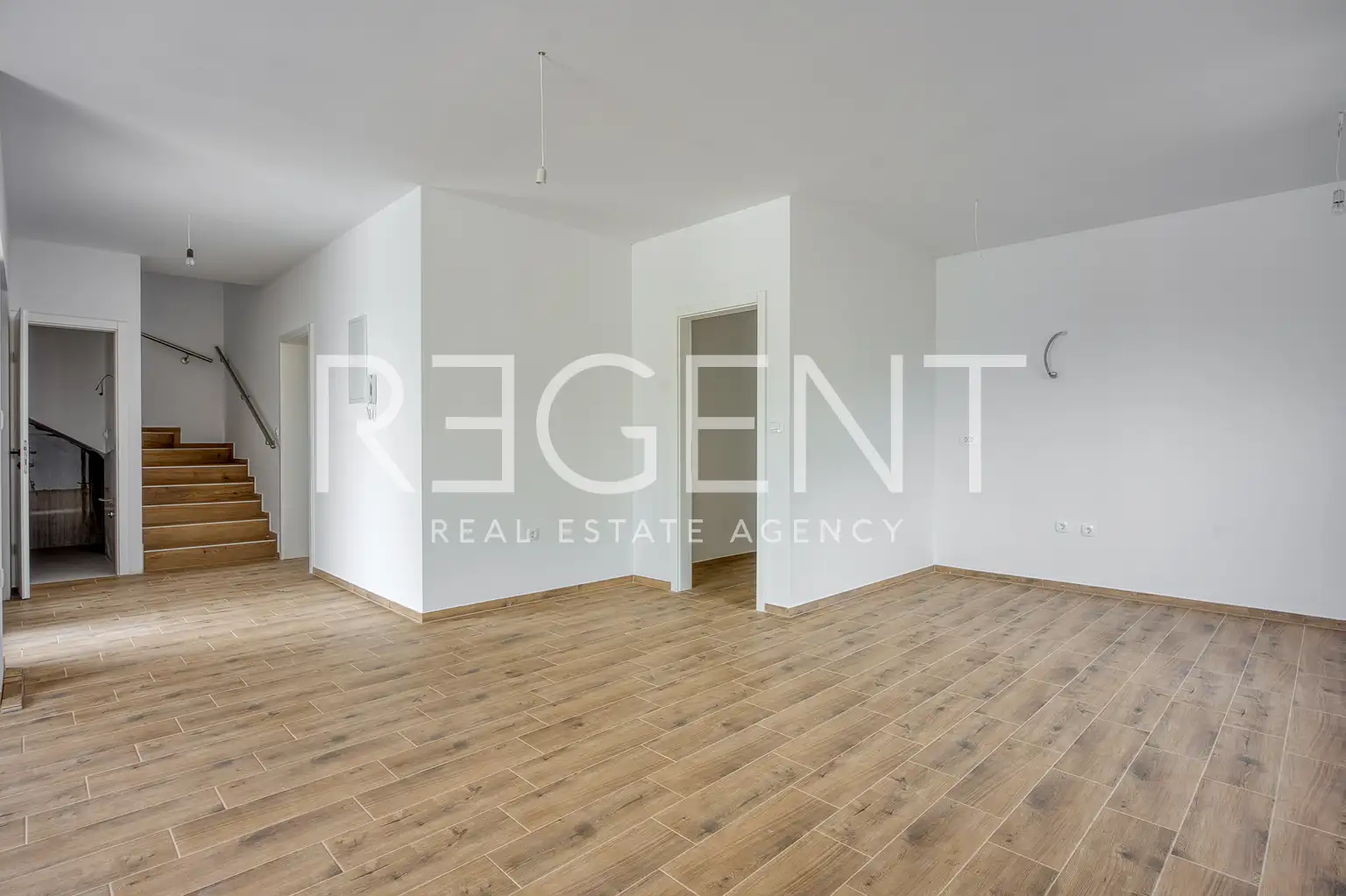 Kaštelir-Labinci - Dvojna kuća s bazenom i pogledom na more